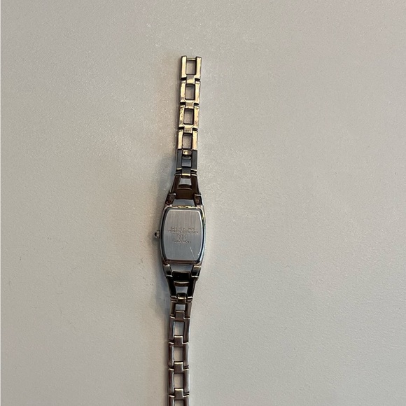 Women’s Armitron Watch Silver Tone - Picture 4 of 5